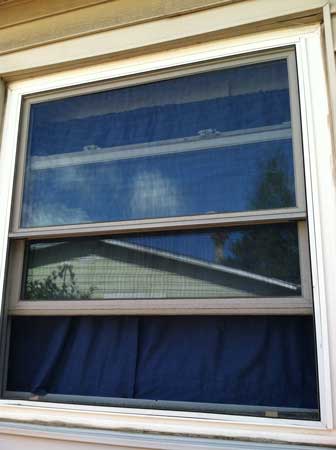 Stealthy window exhaust - view from outside
